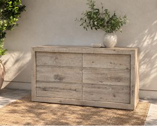 Restoration Hardware Reclaimed Russian Oak 6-Drawer Dresser