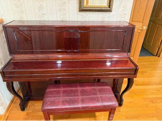 Excellent piano for sale