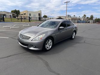 2015 Infiniti Q 40