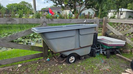 Rubbermaid Commercial Tilt Truck (also called a utility cart)