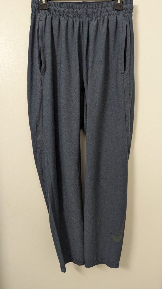 Nike Shield Pants Large Sweatpants Windbreaker Workout Activewear Swoosh