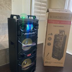 Wireless Music player - Dual 10” Woofer  Bluetooth - Fm Radio - Rechargeable  MICROPHONE & CHARGER INCLUDED ! USB PORT - SD MEMORY SLOT - Portable  Co