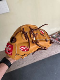 Rawlings Baseball glove