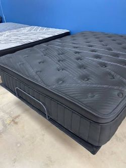 Brand New Queen Mattress Floor Models- Only 20 needed up front!
