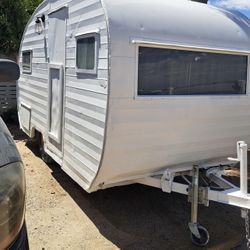 Vintage Trailer 