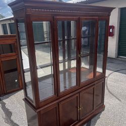 China Cabinet 