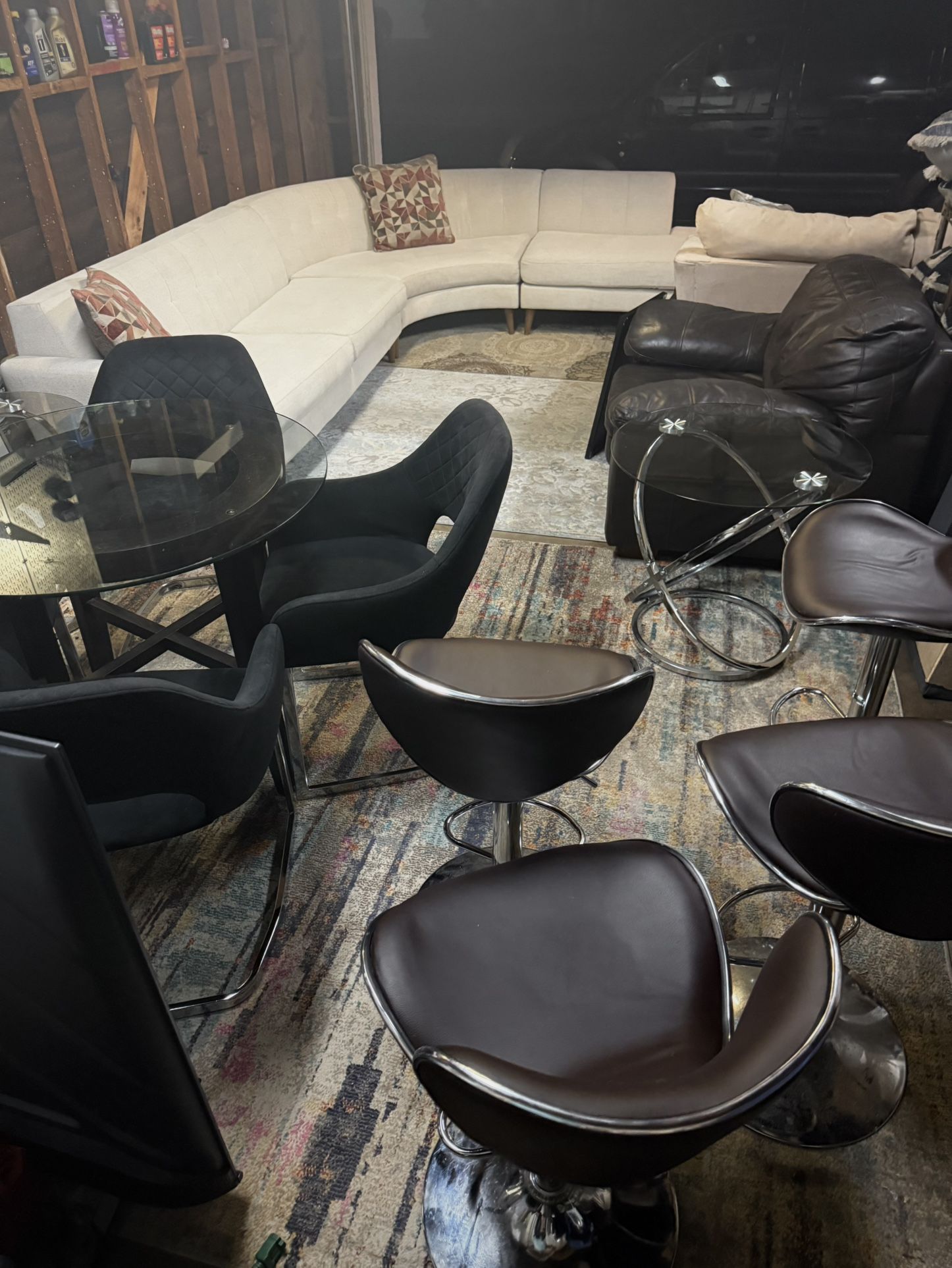 Garage Sale Alert 🚨 Sunday 9am