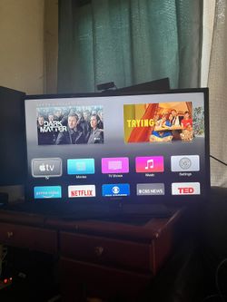 Samsung TV 32” And Apple TV 3 Generación