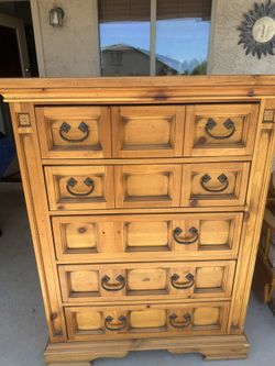 2 Chests