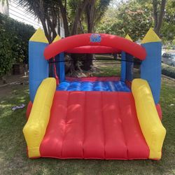 Action Air Bounce House 3-10 yrs