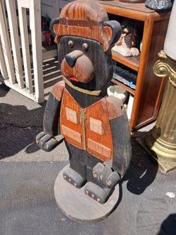 3ft. Wood Bear