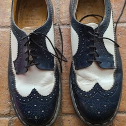 Dr. Martians Wing Tip Shoes, Blue And White Size 9