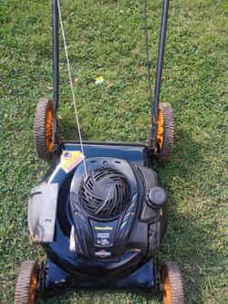 Poulan Pro Gas Push Lawn Mower