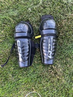 Hockey shin pads ccm