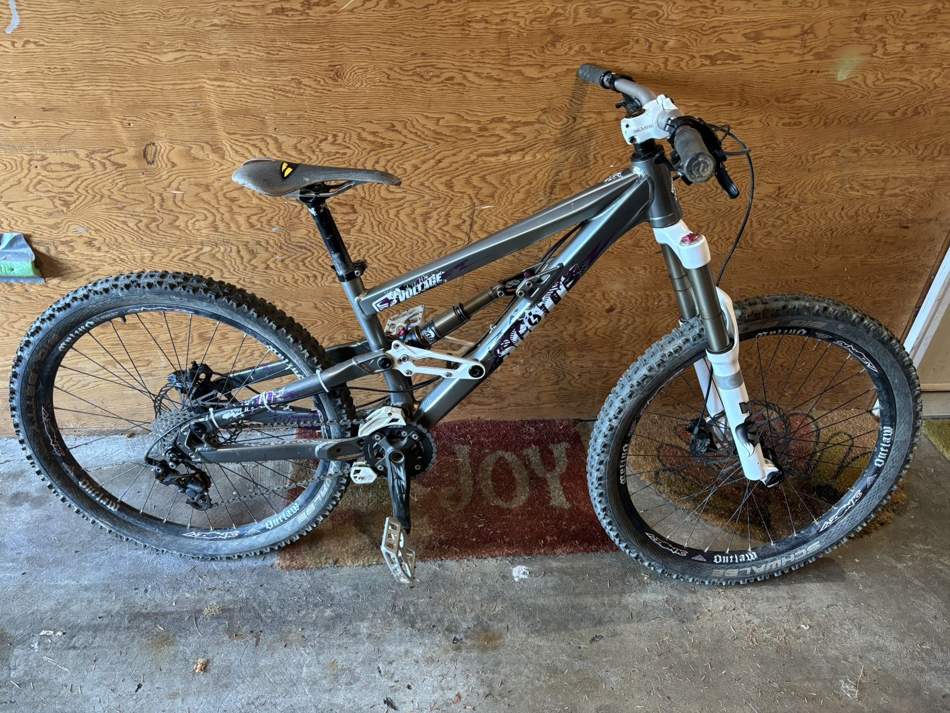 2011 Scott Voltage FR10 Size L