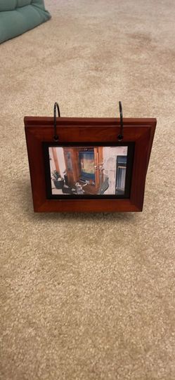 Flip over picture frame