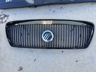 2003-2004 Mercury Marauder Front Grille (OEM)