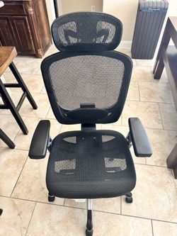 Desk chair