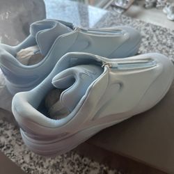 Shai 001 Converse size 13