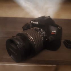 Canon EOS T7 REBEL