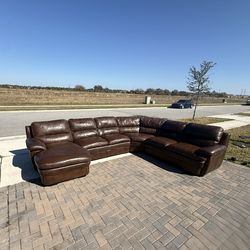 🛋️ Leather Sectional Couch - Delivery Available