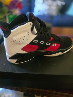 JORDAN 6-17-23 Black/White/Red Sz. 8