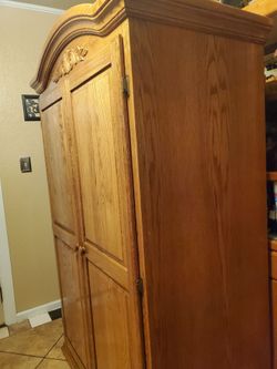 Beautiful oak desk shelf cabinet