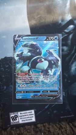 Lumineon V Pokemon card