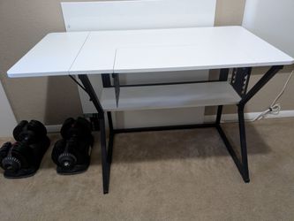 Sewing table