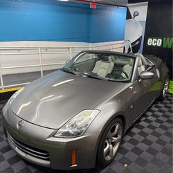 2007 Nissan 350Z • Touring Roadster 2D
