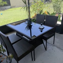 5 Pieces  Out Door Patio Table 