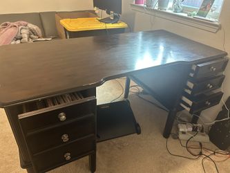 Beautiful Solid Wood Executive Desk. 