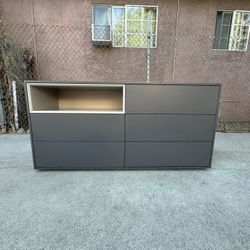 Madison Dresser Chest Of Drawers Cabinet.