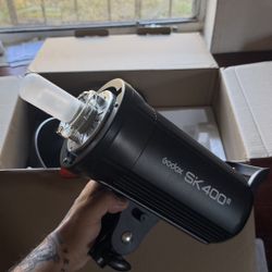 Godox SK400 II Studio Flash strobe