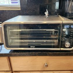 Ninja SP251Q Digital Air Fry Pro Countertop 10-in-1 Smart Oven