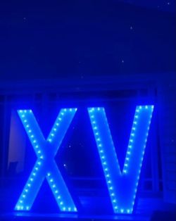 XV wood letters