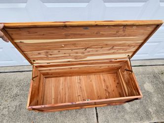 Vintage Murphy Style Cedar Chest Storage Trunk 48"