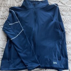 Under armor Women’s sweatshirt