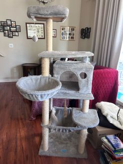 Cat tree