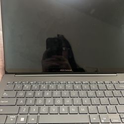 *BROEKN SCREEN* ASUS 14” Zenbook