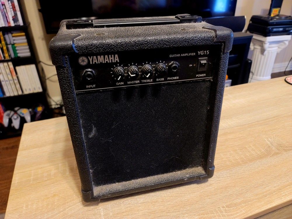 Yamaha YG15 Guitar Amplifier Practice Amp