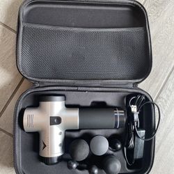 hyperice hypervolt vibration massage Hyperice - Hypervolt Vibration Massage Device - Cordless - Silver/Black for  Sale in Los Angeles, CA