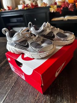 Nike V5 RNR Kids