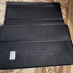 TOYOTA Sienna CARGO LINER Floor Mats 2021-22 