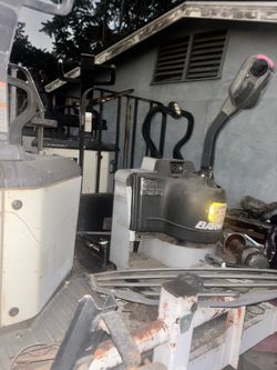 Electric Forklifts / Walkie Riders – Crown, Yale & Barrett – Multiple Units for Sale