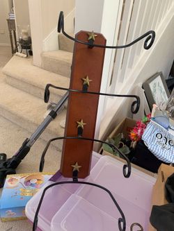 Cowboy hat holder