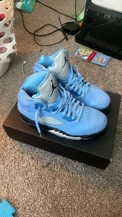 Air Jordan Retro UNC 5