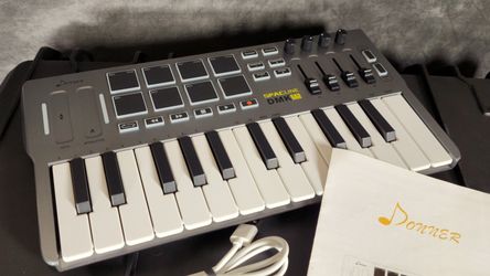 Donner DMK-25 Spaceline Mini Midi Keyboard