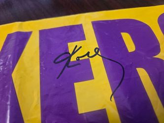 Kobe Bryant Signed Autographed Los Angeles Lakers Inflatable Noisemaker