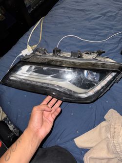 Audi A7/S7 left driver side headlight